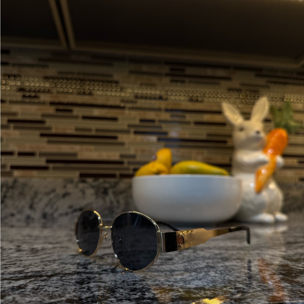 Stylish Black and Gold Sunglasses